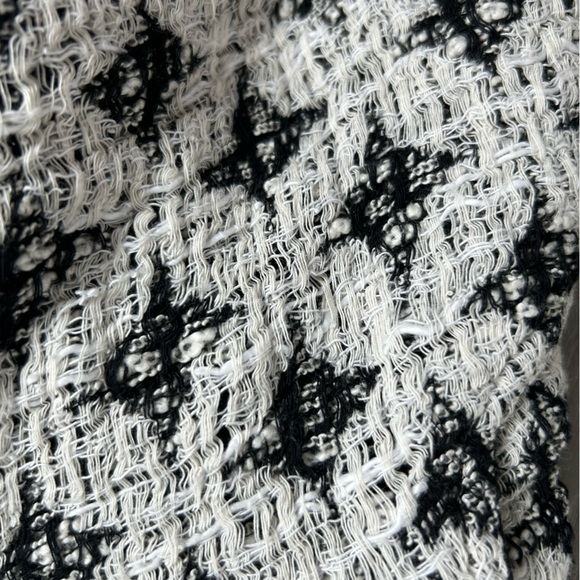 IRO mini shorts in black and white pattern - Picture 5 of 9